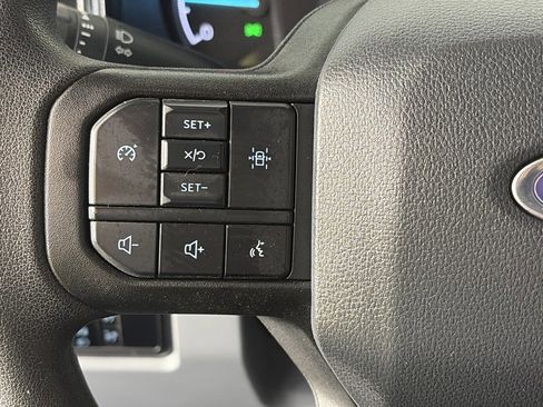 Used 2024 Ford F550 4x4 Crew Cab Super Duty image 17