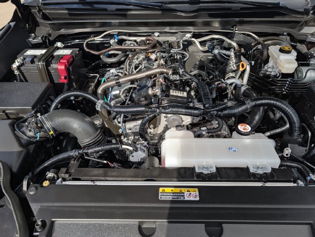 Used 2025 Toyota Tacoma SR5 AWD/4WD image 35