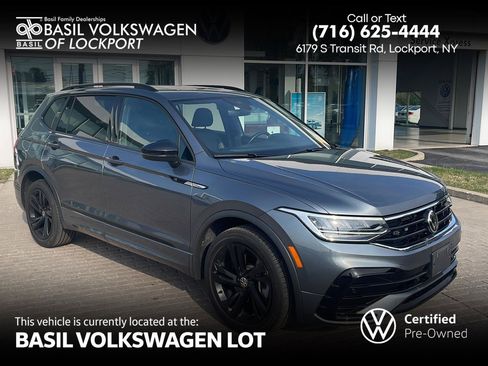 Used 2024 Volkswagen Tiguan SE R-Line FWD image 1