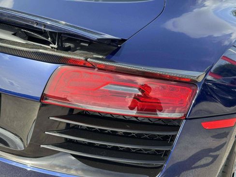 Used 2014 Audi R8 V10 AWD/4WD image 31