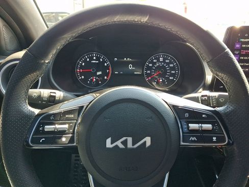 Used 2023 Kia Forte GT-Line w/ GT-Line Premium Package image 21