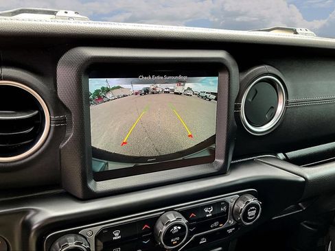 Used 2023 Jeep Wrangler Unlimited Sahara w/ Dual Top Group AWD/4WD image 16