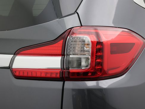 Used 2022 Subaru Ascent Premium w/ Convenience Package AWD/4WD image 10