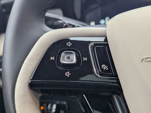 New 2026 Lincoln Corsair Premiere image 23