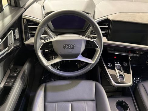 Used 2023 Audi Q4 e-tron Premium Plus w/ Premium Plus RWD image 13