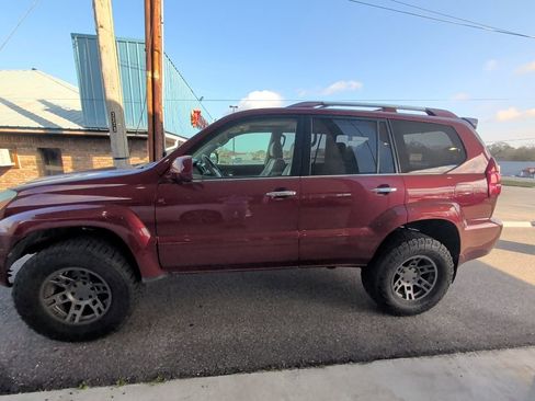 Used 2009 Lexus GX 470 image 2