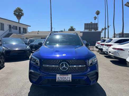 Used 2021 Mercedes-Benz GLB 250 w/ AMG Line image 2