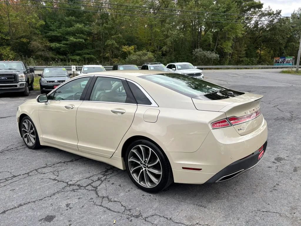 Used 2018 Lincoln MKZ Select w/ Select Plus Package AWD/4WD image 6