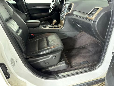 Used 2016 Jeep Grand Cherokee Limited w/ Trailer Tow Group IV image 14