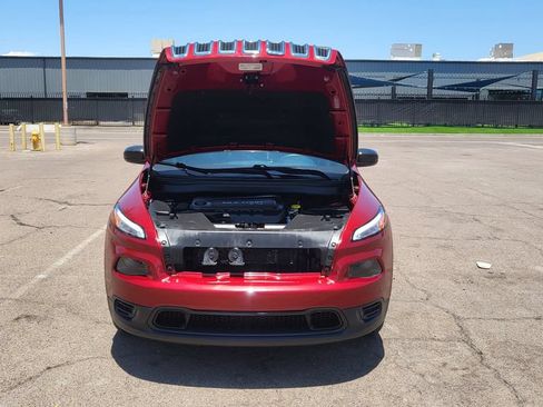 Used 2016 Jeep Cherokee Sport FWD image 35