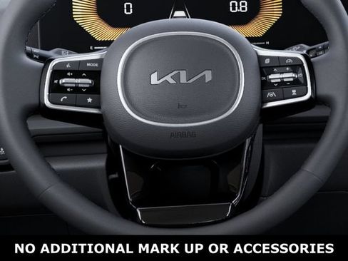 New 2026 Kia Carnival EX FWD image 22
