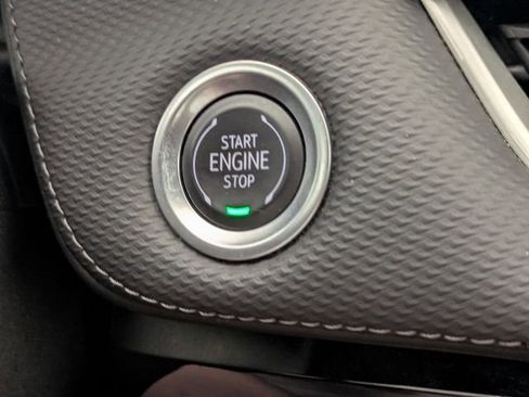 Used 2025 Chevrolet Equinox LT AWD/4WD image 19