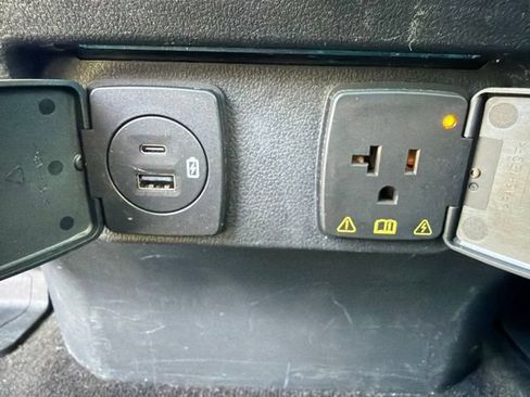 Used 2023 Ford F150 Lariat w/ Equipment Group 502A High AWD/4WD image 24