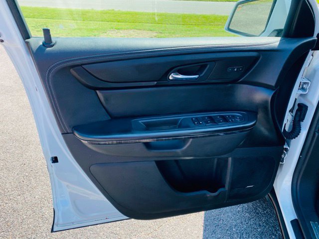 Used 2017 GMC Acadia Limited SLT FWD image 27