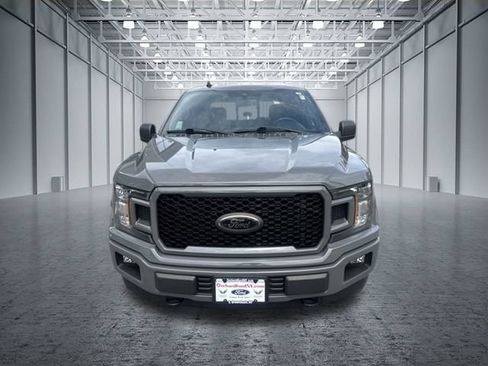 Used 2020 Ford F150 XLT w/ Equipment Group 302A Luxury AWD/4WD image 4