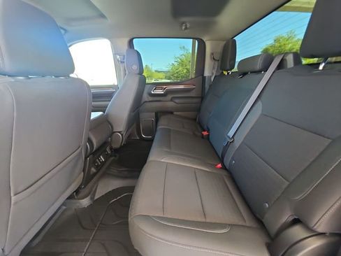 Used 2023 Chevrolet Silverado 1500 LT AWD/4WD image 23