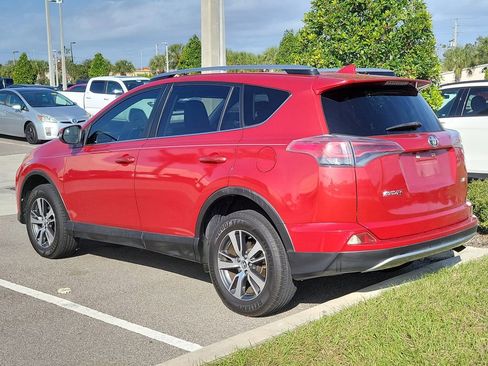 Used 2017 Toyota RAV4 XLE image 7
