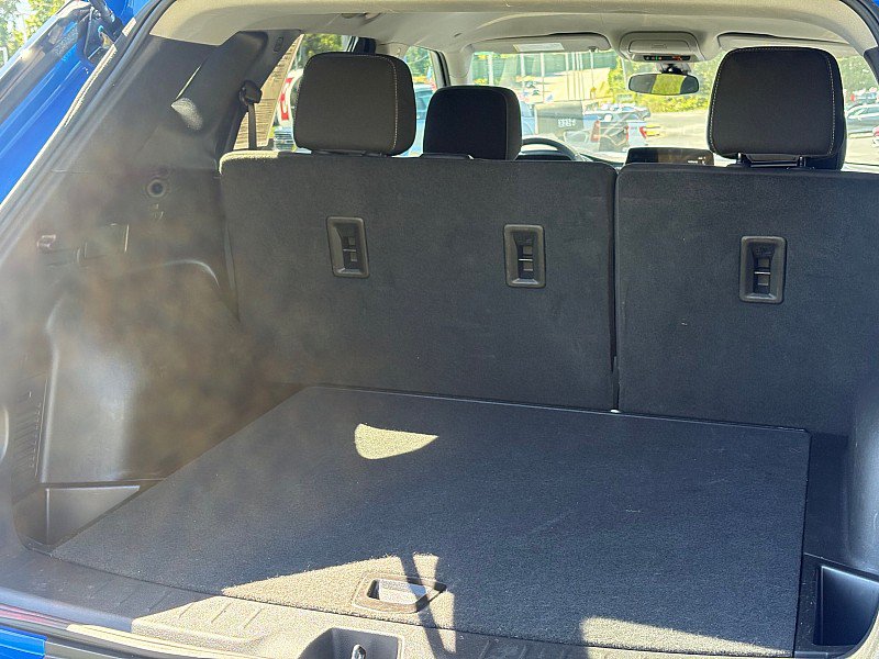 Used 2025 Chevrolet Blazer LT AWD/4WD image 11