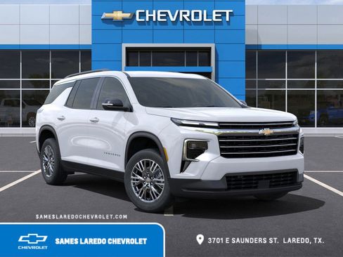 New 2025 Chevrolet Traverse LT image 7