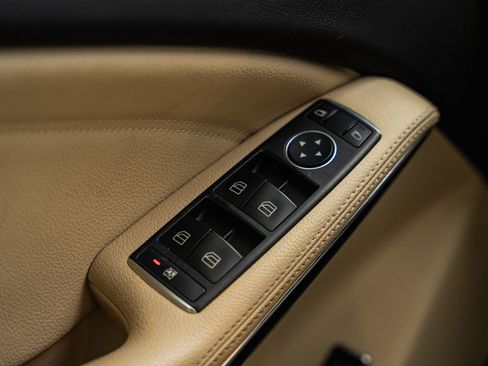 Used 2019 Mercedes-Benz GLA 250 image 26