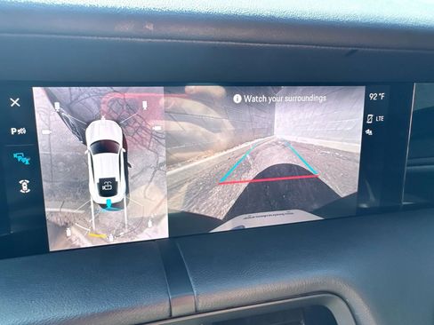 Used 2020 Porsche Taycan 4S w/ Premium Package image 40