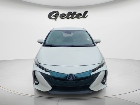 Used 2018 Toyota Prius Prime Advanced FWD image 2