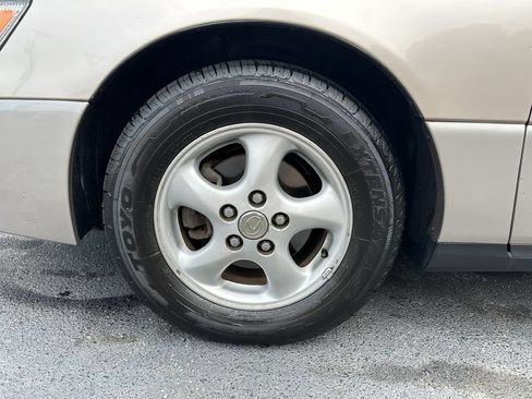 Used 1997 Lexus ES 330 FWD image 14
