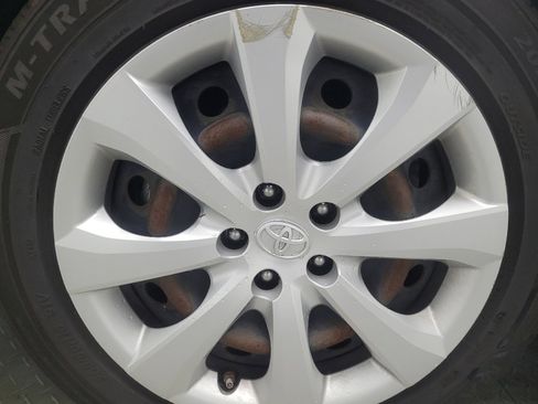 Used 2020 Toyota Corolla LE FWD image 31