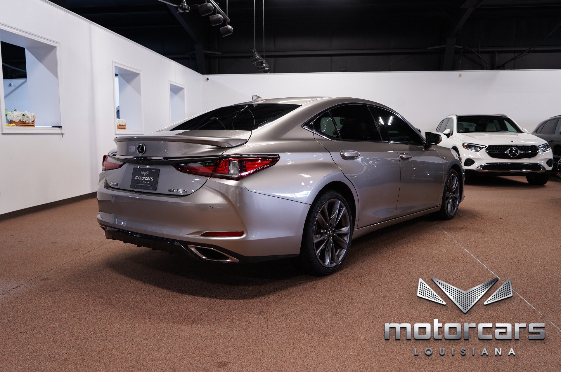 Used 2021 Lexus ES 350 F Sport w/ Accessory Package FWD image 7