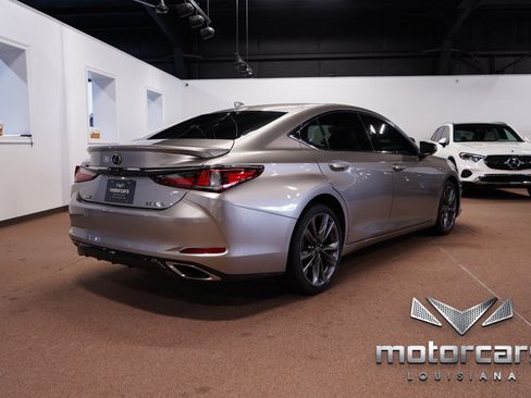Used 2021 Lexus ES 350 F Sport w/ Accessory Package FWD image 7