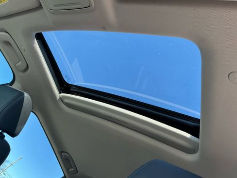 Used 2023 Honda CR-V EX-L image 24