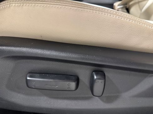 Used 2018 Honda Clarity Touring image 16