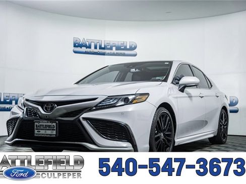 Used 2024 Toyota Camry XSE w/ Navigation Package image 3