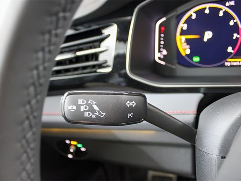 Used 2025 Volkswagen Jetta GLI Autobahn image 20