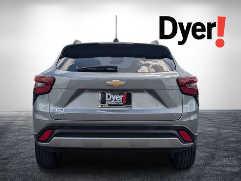 Certified 2025 Chevrolet Trax LT image 5