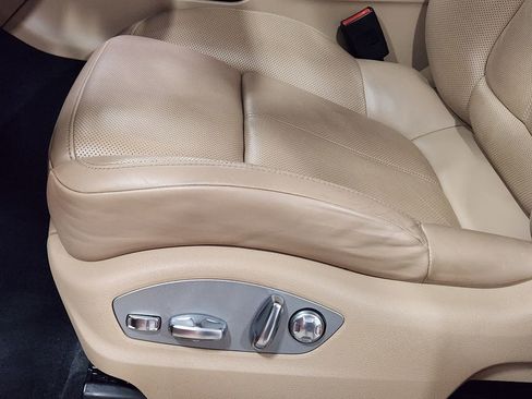 Used 2022 Porsche Macan S image 43