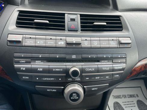 Used 2010 Honda Crosstour EX-L image 19