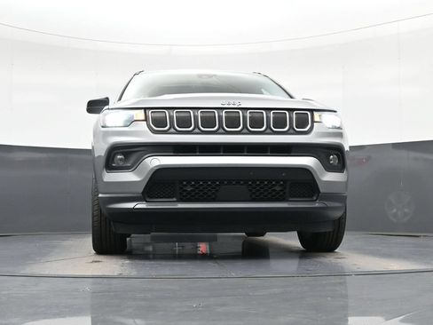 Used 2022 Jeep Compass Latitude w/ Convenience Group AWD/4WD image 20