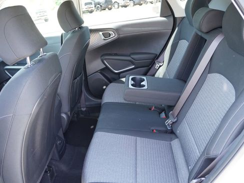 Used 2020 Kia Soul EX FWD image 17