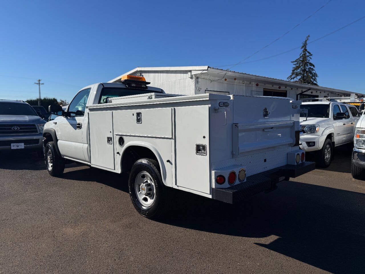 Used 2002 Chevrolet Silverado 2500 2WD Regular Cab image 8