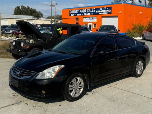Used 2012 Nissan Altima 2.5 S w/ 20th Anniversary Pkg FWD image 1