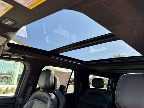 New 2025 Lincoln Navigator L Black Label image 32