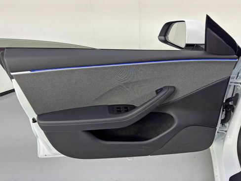 Used 2024 Tesla Model 3 Long Range image 46