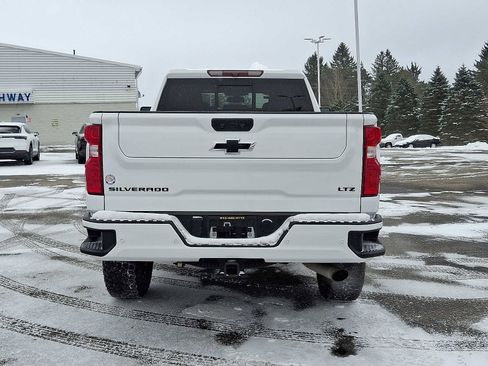 Used 2022 Chevrolet Silverado 2500 LTZ w/ LTZ Plus Package image 5