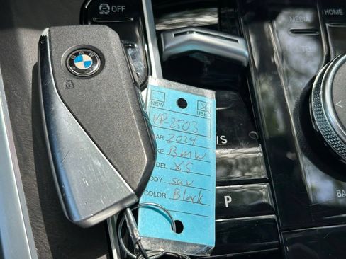 Used 2024 BMW X5 xDrive40i AWD/4WD image 57