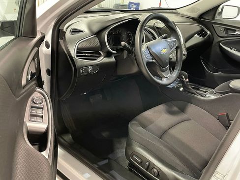 Used 2024 Chevrolet Malibu RS image 19