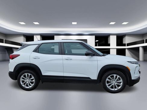 Used 2024 Chevrolet TrailBlazer LS w/ LS Confidence Package FWD image 6