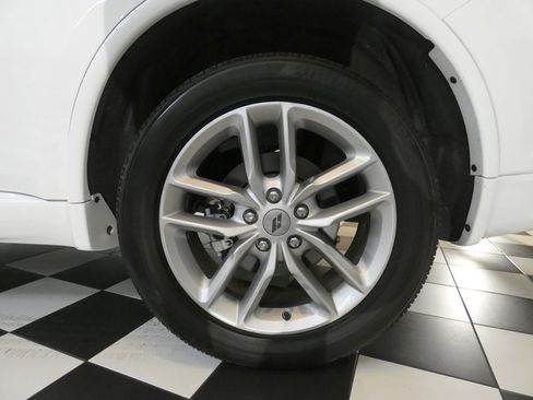 Used 2024 Dodge Durango GT image 7