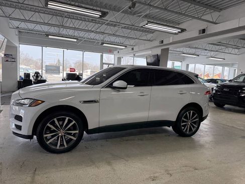 Used 2017 Jaguar F-PACE Prestige image 6