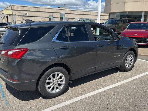 Used 2021 Chevrolet Equinox LT FWD image 12